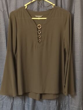 Black Ring-Front Long Sleeve Top